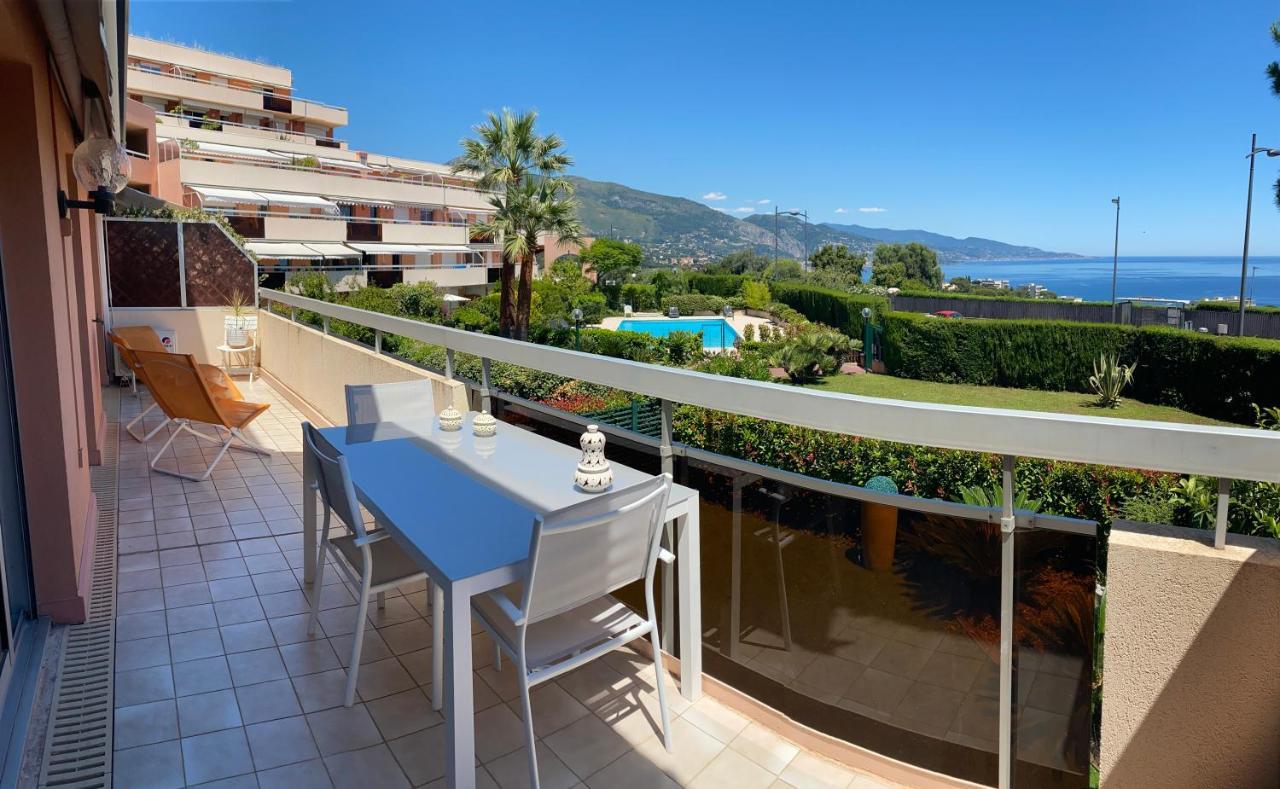 Superbe 2P vue mer, ensoleillé, piscine Roquebrune-Cap-Martin Exterior foto